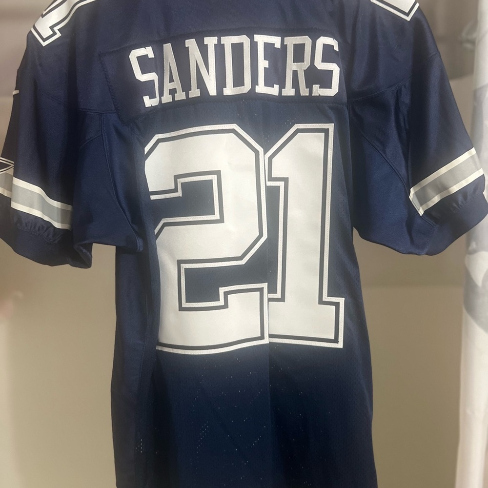 Nike Authentic Sanders
Jersey Sz 52 OVO Hat 7 3/8 Wilson Starter Proline era - Picture 7 of 12